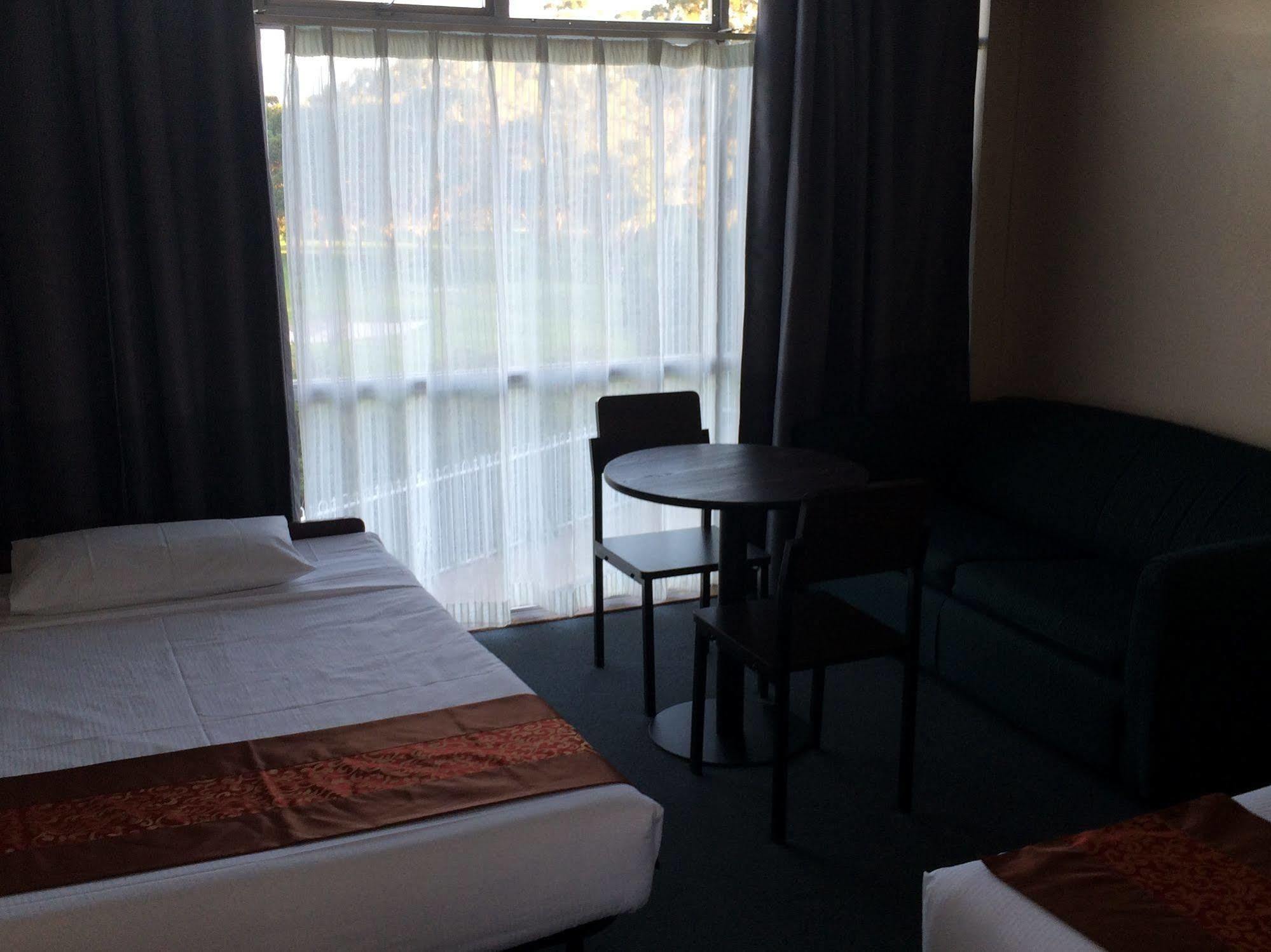The Select Inn Ryde West Ryde Esterno foto